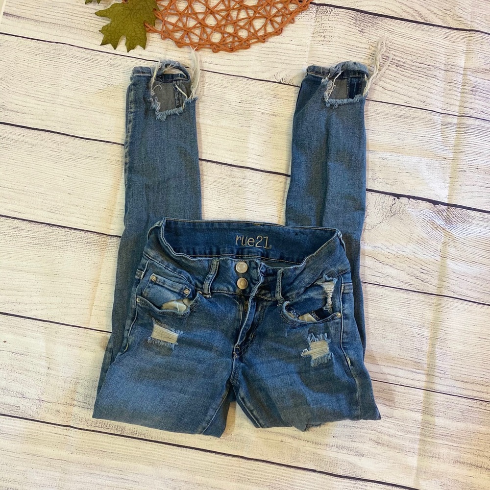 🌻 (3/$24) RUE 21 Jeans